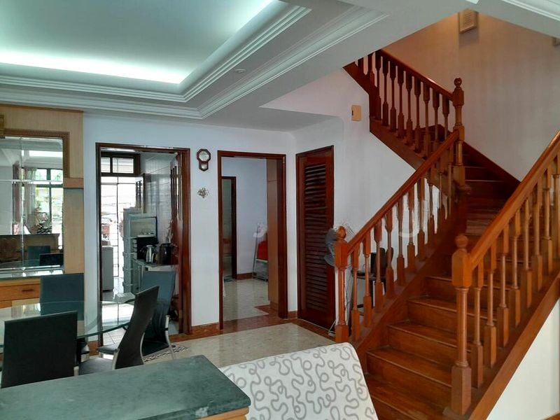 SELETAR HILLS ESTATE 8