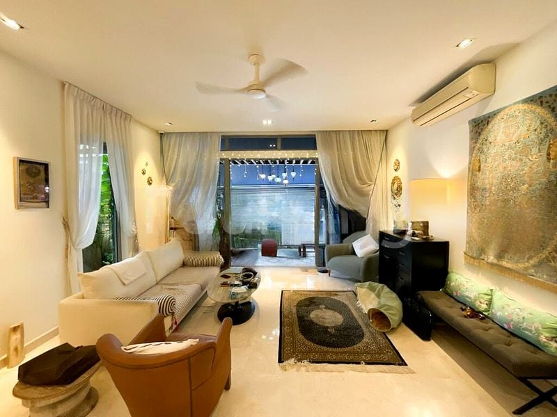 ESTRIVILLAS 9