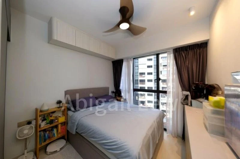 RIVERFRONT RESIDENCES 15