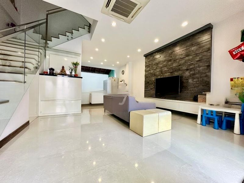 JALAN KAYU ESTATE 13