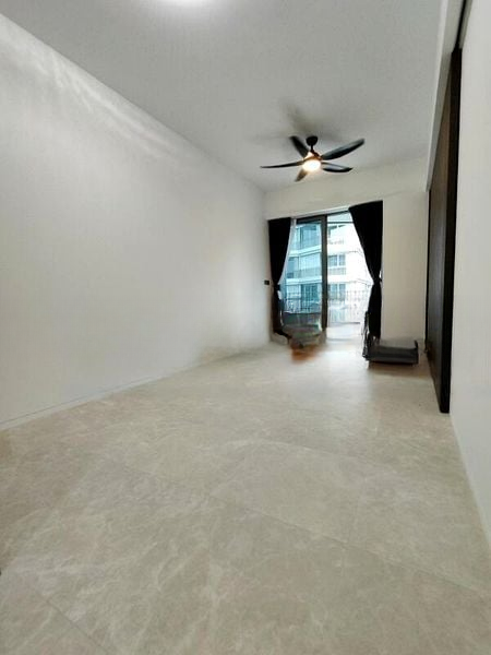 THE REEF AT KING'S DOCK 7