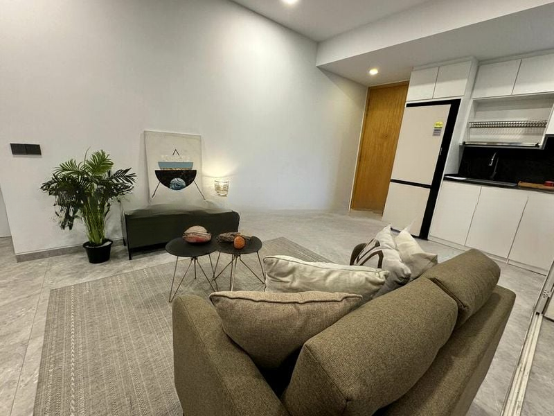 THE PEAK @ CAIRNHILL II 10