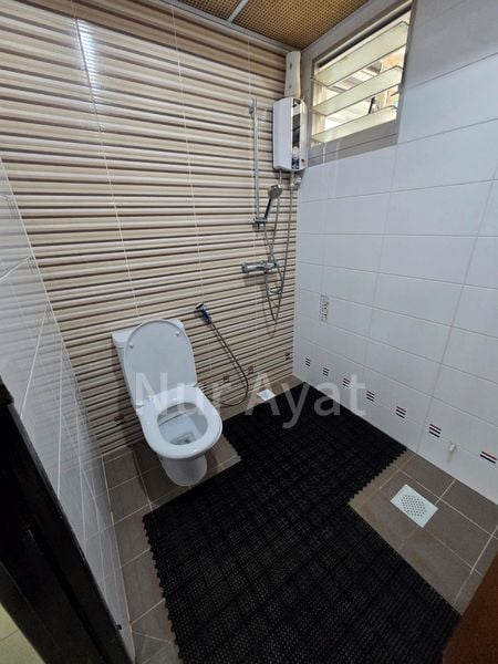 BT BATOK WEST AVE 8 6