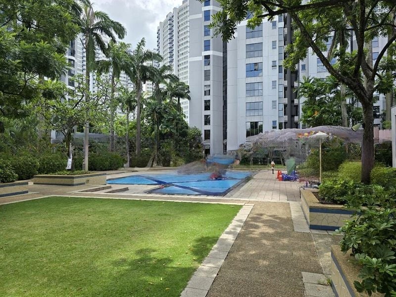 THE BAYSHORE 6