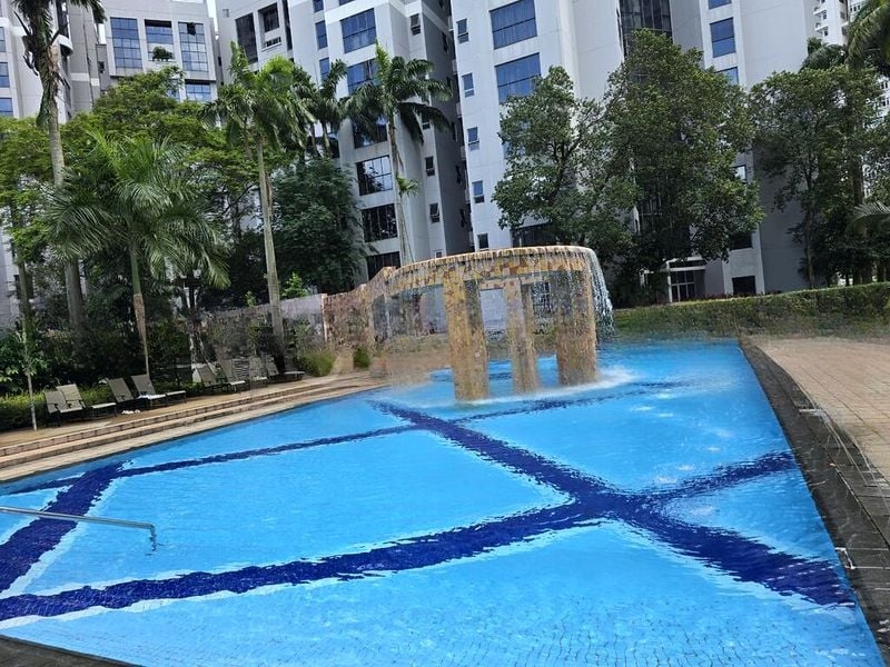 THE BAYSHORE 5