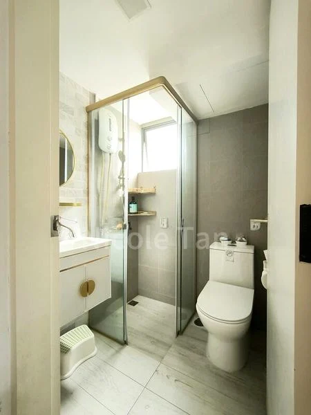 AQUARIUS BY THE PARK 7