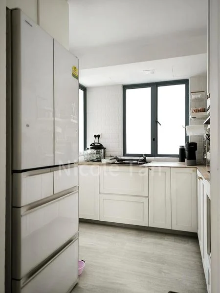 AQUARIUS BY THE PARK 8