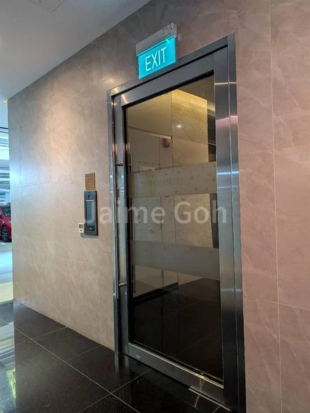 TREASURE AT TAMPINES 4