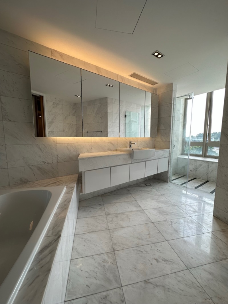 THE COAST AT SENTOSA COVE 18