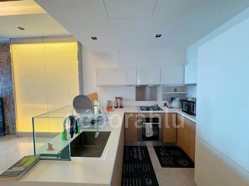 MARINA BAY RESIDENCES 4