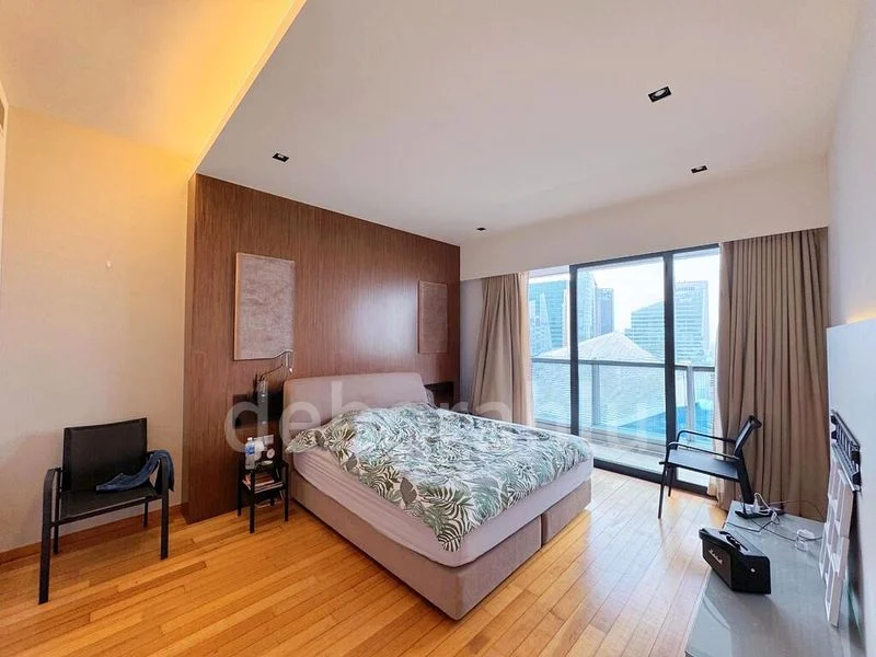 MARINA BAY RESIDENCES 5