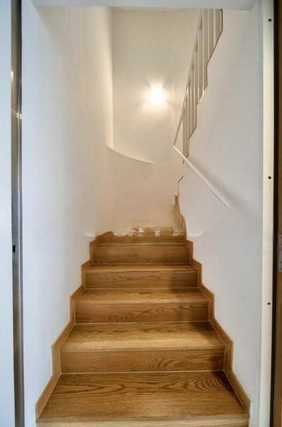 SPOTTISWOODE SUITES 6