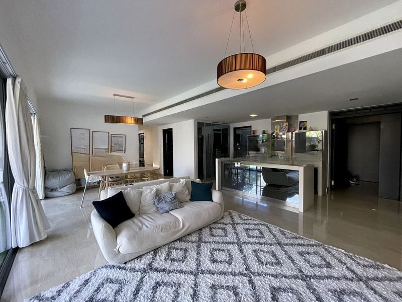 CITYVISTA RESIDENCES 11