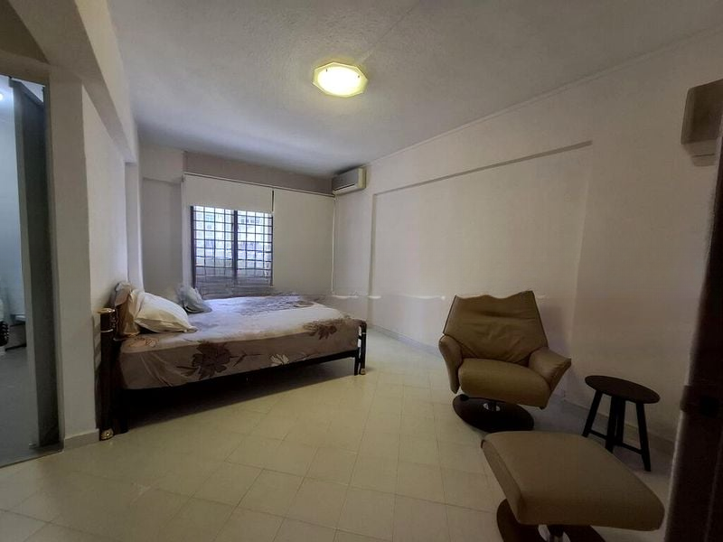 JURONG WEST ST 42 13