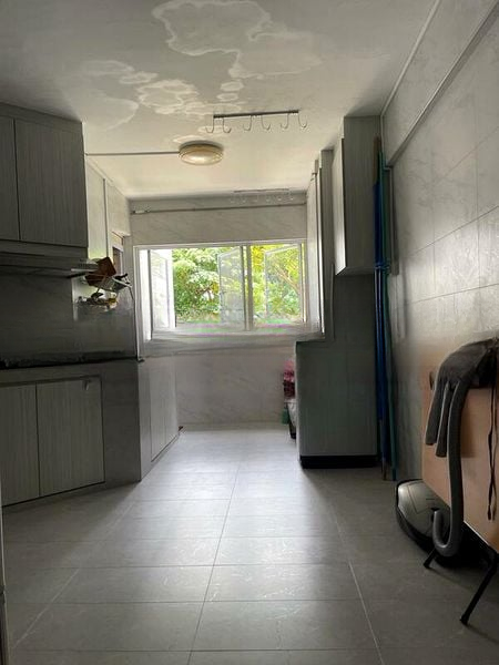 GEYLANG EAST AVE 1 5