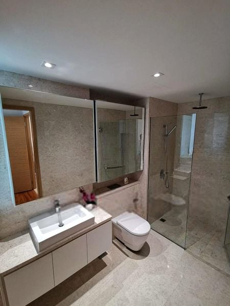 THE LINE @ TANJONG RHU 8