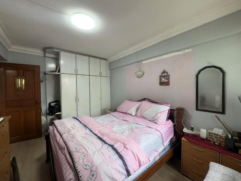 JURONG EAST ST 24 14