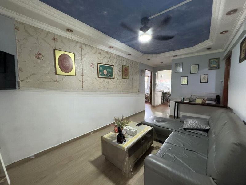 JURONG EAST ST 24 15