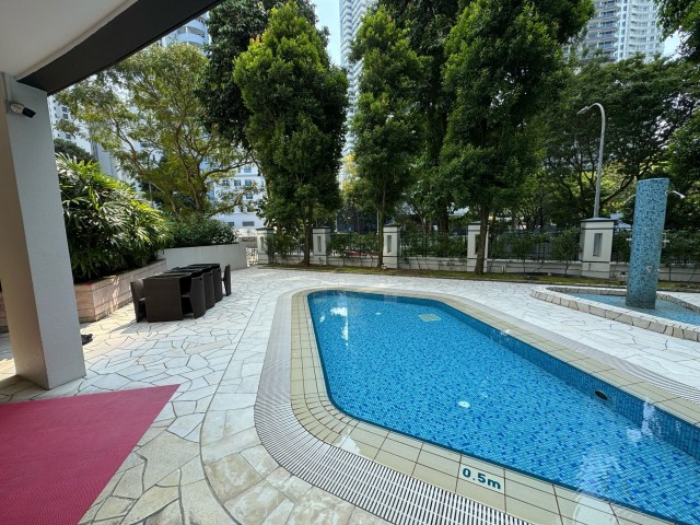 CLAREMONT 44