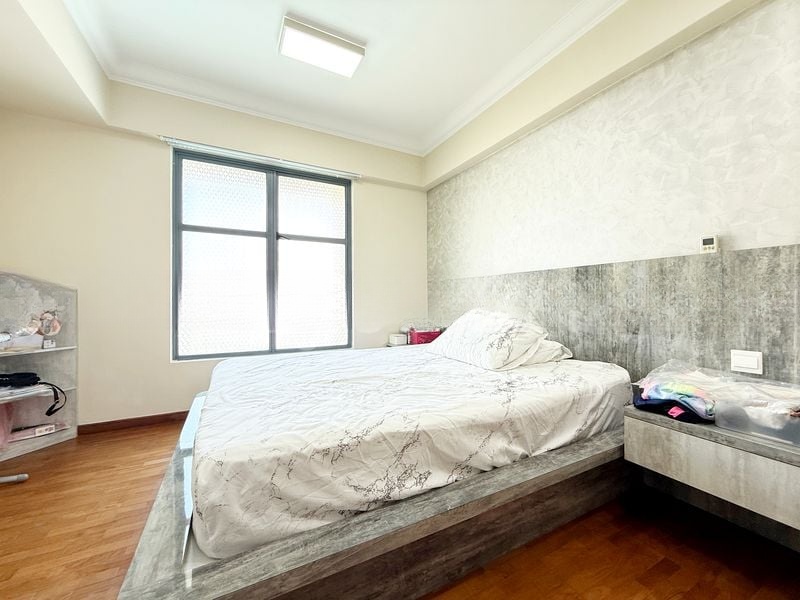 AQUARIUS BY THE PARK 11