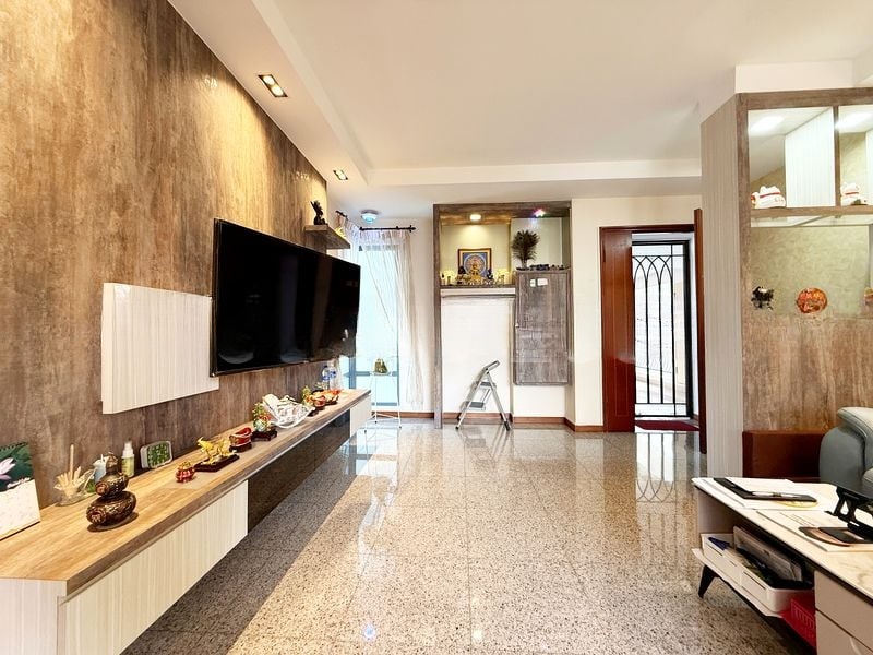 AQUARIUS BY THE PARK 4