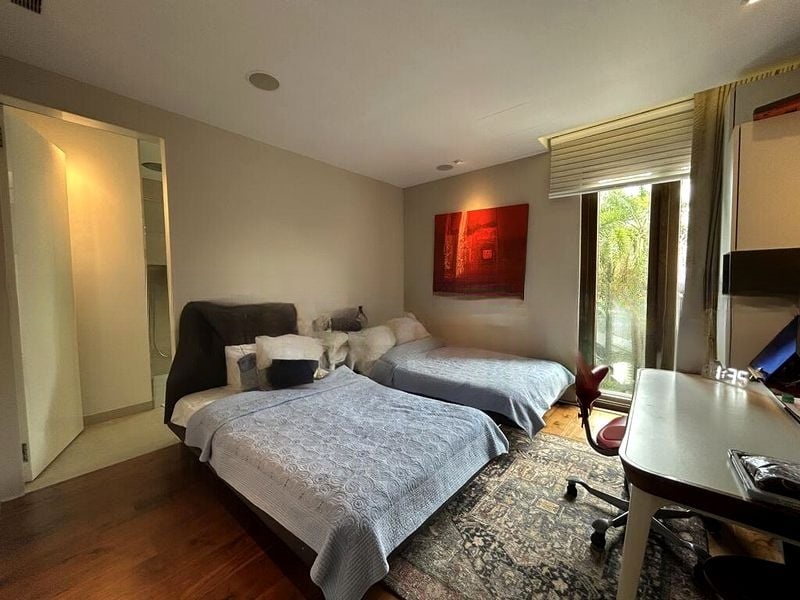 THE SIXTH AVENUE RESIDENCES 14