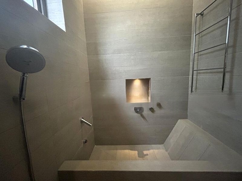 THE SIXTH AVENUE RESIDENCES 13