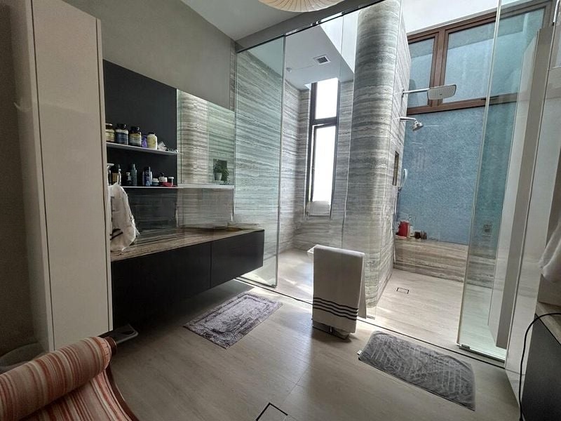 THE SIXTH AVENUE RESIDENCES 9