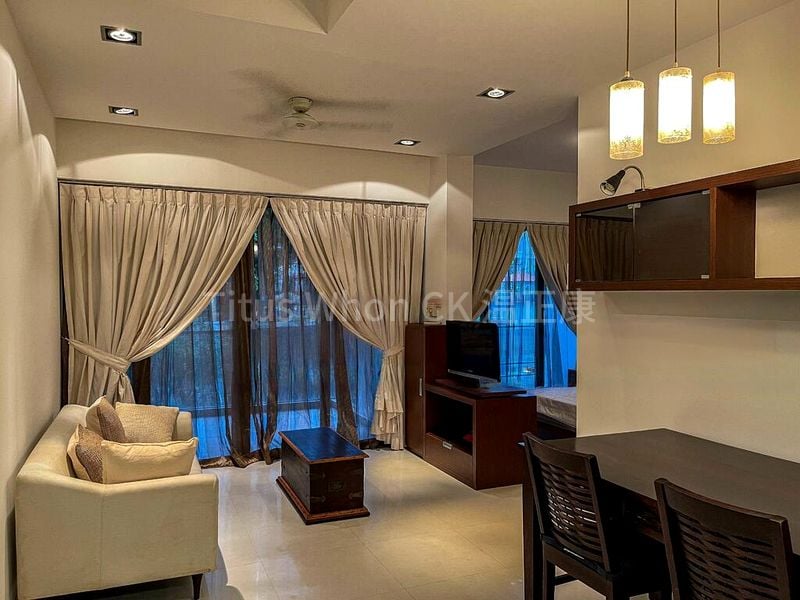 THE PIER AT ROBERTSON 2