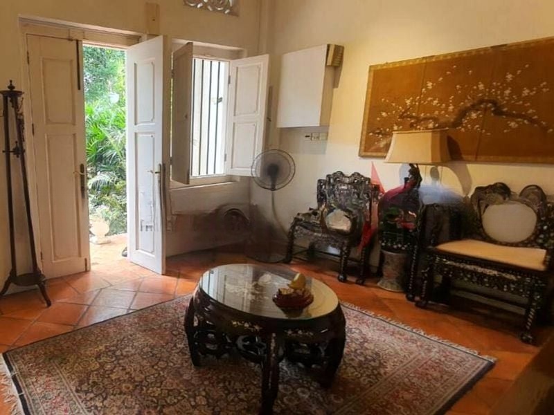 ELIZABETH HEIGHTS 15