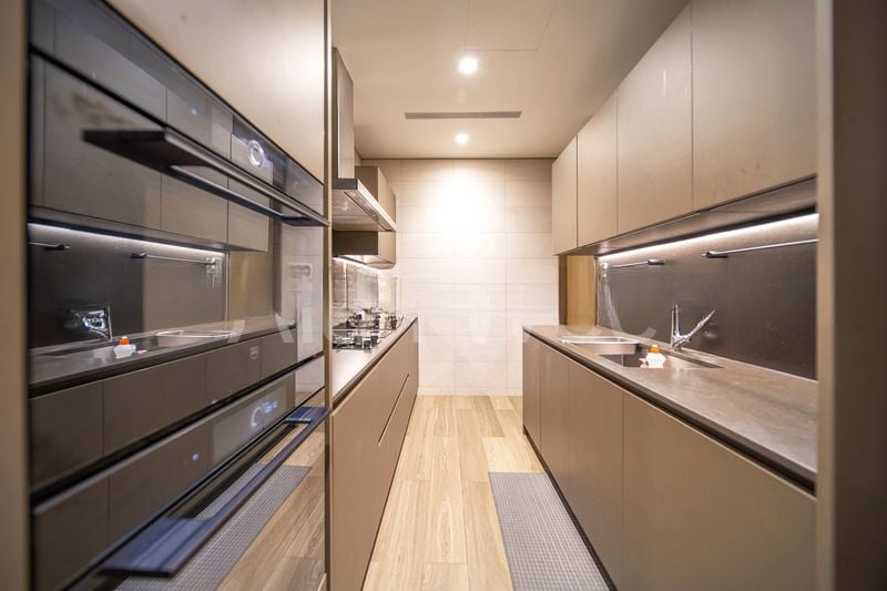 DALVEY HAUS 10