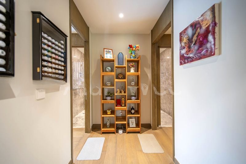 DALVEY HAUS 13