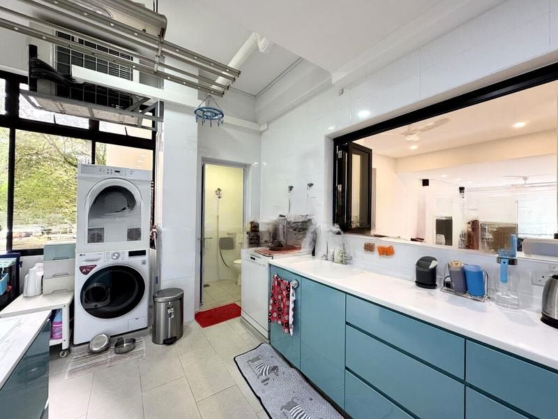 CASHEW HEIGHTS CONDOMINIUM 10