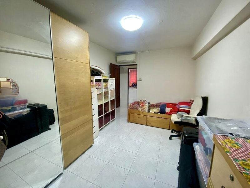 JURONG WEST ST 41 10