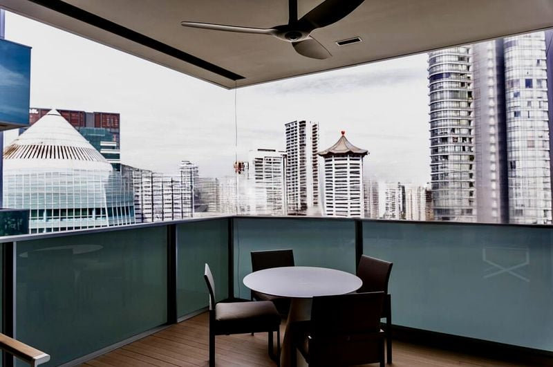 TWENTYONE ANGULLIA PARK 12