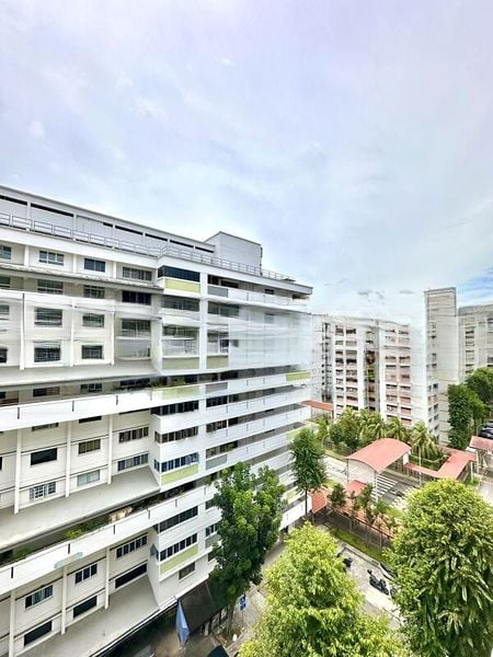 YISHUN ST 61 14