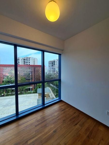 WILSHIRE RESIDENCES 5