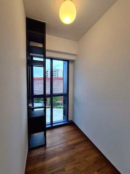 WILSHIRE RESIDENCES 4