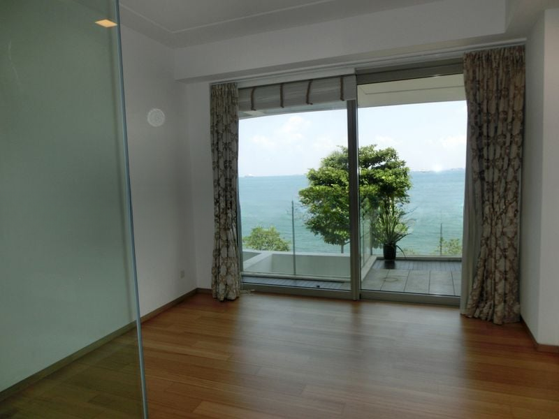 THE COAST AT SENTOSA COVE 10