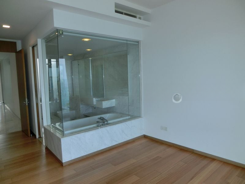 THE COAST AT SENTOSA COVE 11