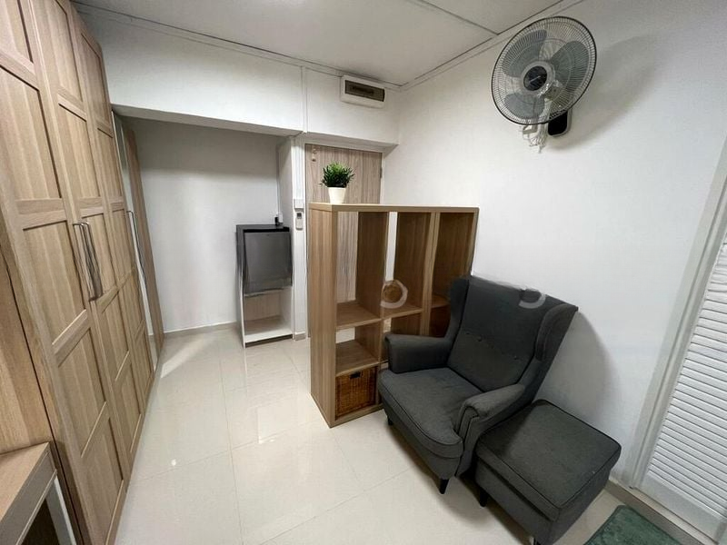 PEOPLE'S PARK COMPLEX 2