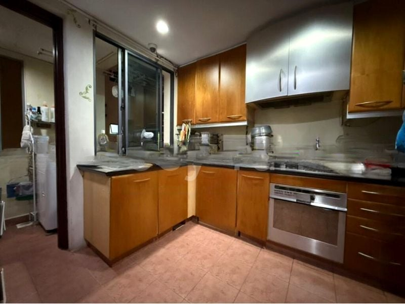SHAW PLAZA - TWIN HEIGHTS 1