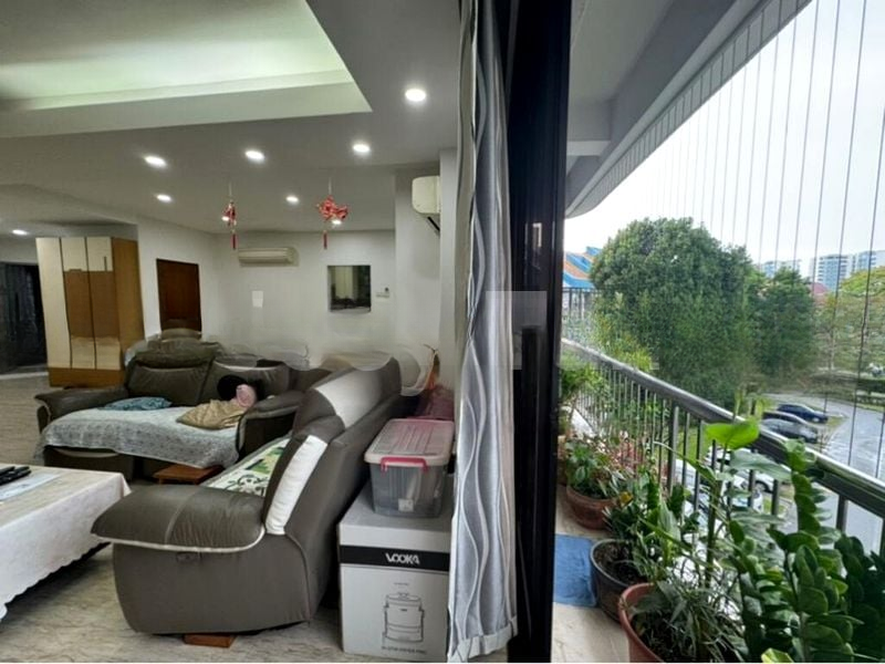 FAR HORIZON GARDENS 4