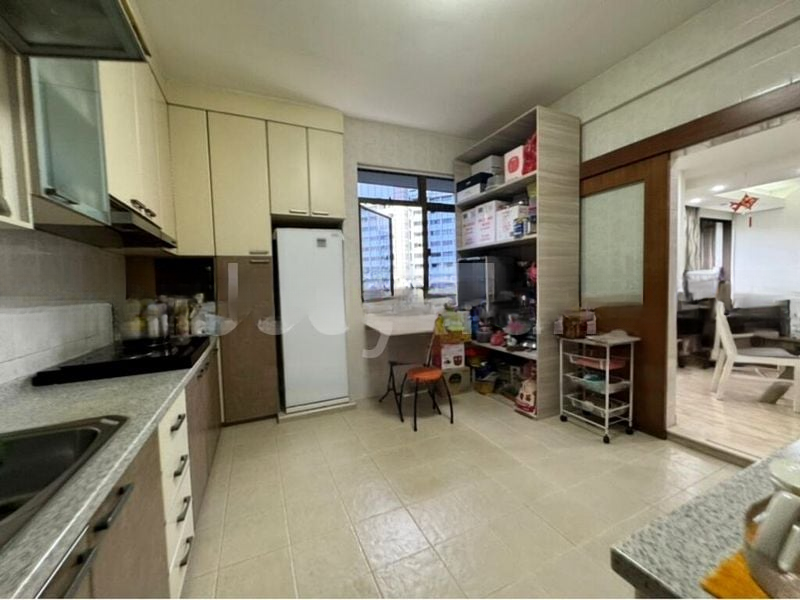 FAR HORIZON GARDENS 2