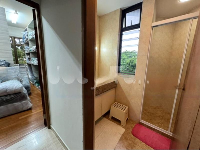 FAR HORIZON GARDENS 9