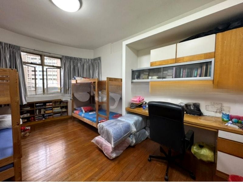 FAR HORIZON GARDENS 14