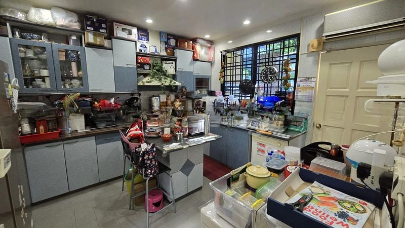 GERALD MUGLISTON ESTATE 3