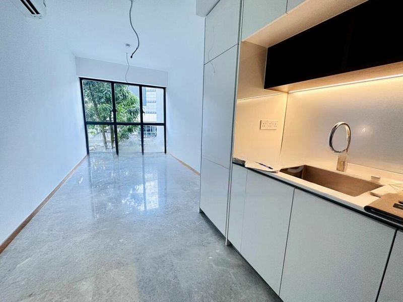 FOURTH AVENUE RESIDENCES 4