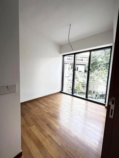 FOURTH AVENUE RESIDENCES 2