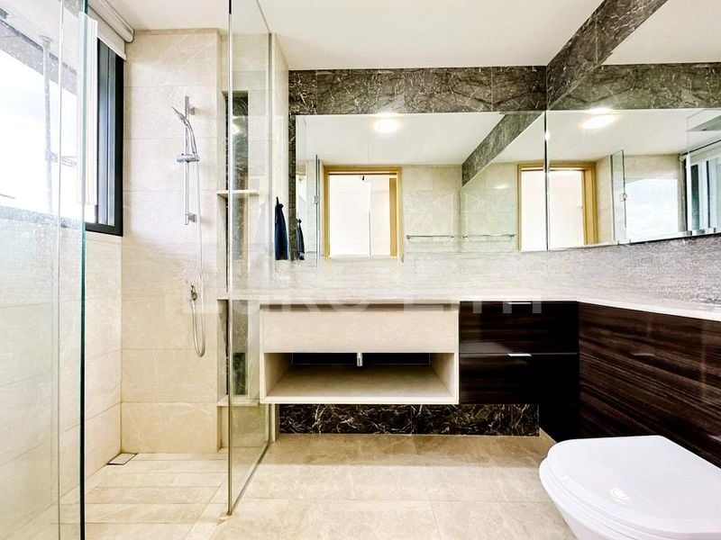 COMMONWEALTH TOWERS 6